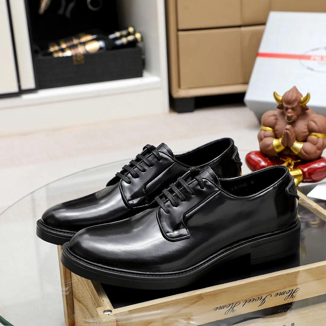 Men's shoes 💰620 💰💰🎩🎩【Prada】Counter 1:1⬆️original reproduction, absolute quality🆗original outsole, high-quality imported rubber, wear-resistant and non-slip, never degummed, upper material: imported first-layer cowhide➕anti-slip foam outsole, official website material, inner material: water-dyed leather lining, 3 colors available! Code number 38-44 (45. Can be customized)